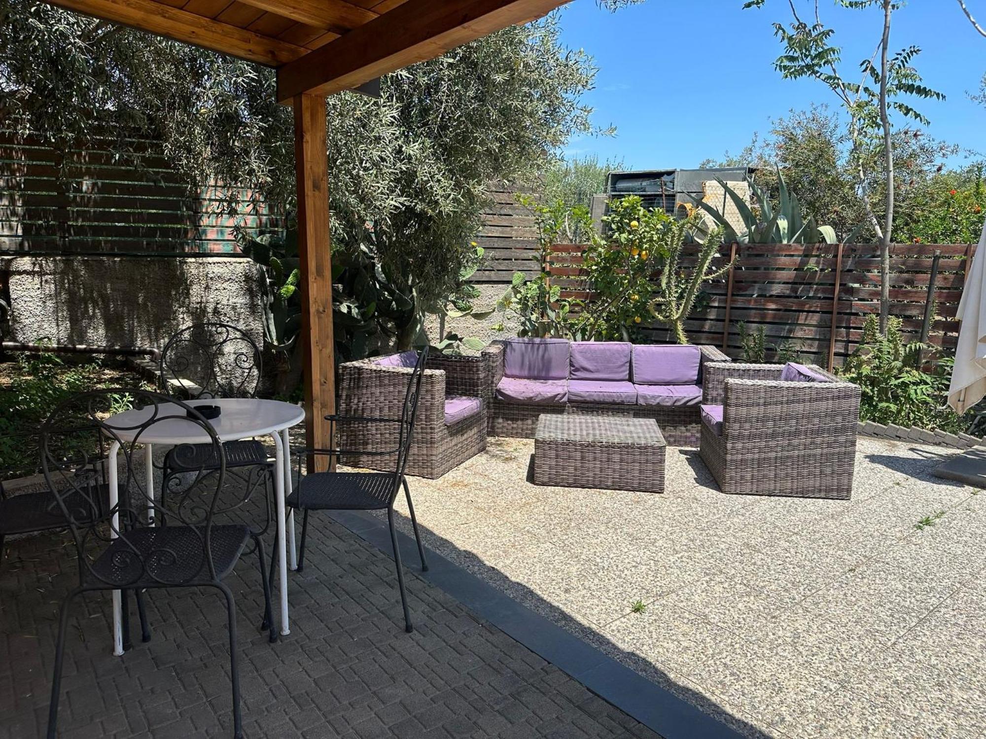 Ottomood B&B And Apartments Tremestieri Etneo Habitación foto